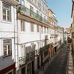 Modern Bairro Alto Rooms