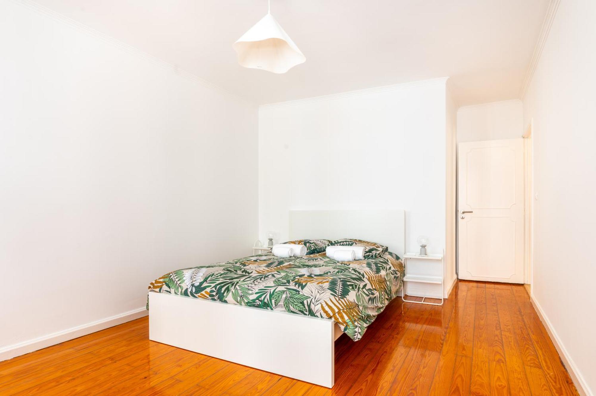 Modern Bairro Alto Hostal